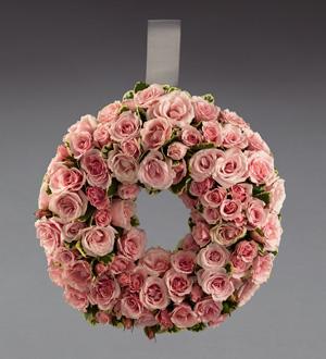 The FTD® Limitless Love™ Pew Wreath by Vera Wang Flower Bouquet